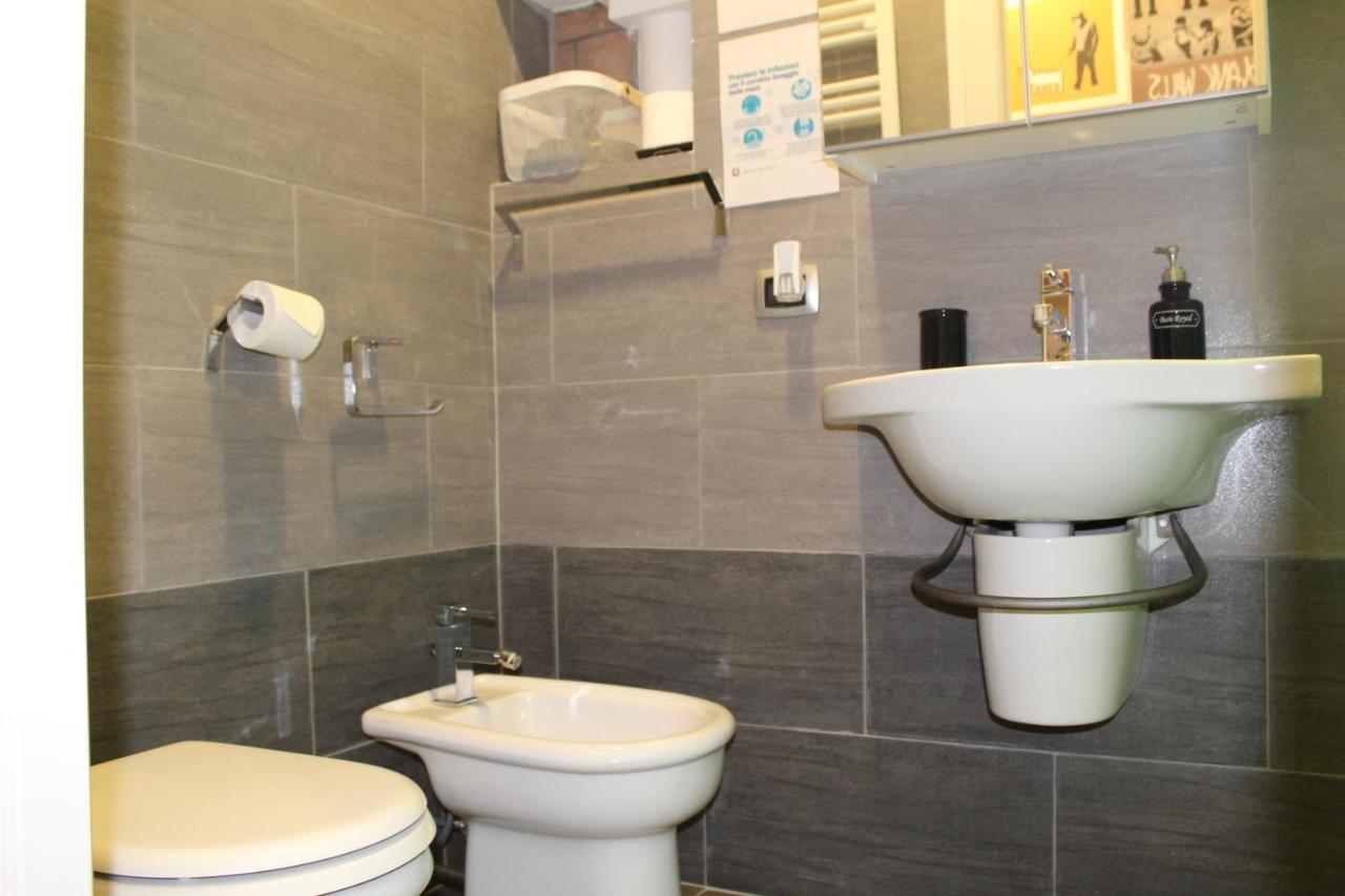Naviglio81 Bed & Breakfast Milano Exterior foto